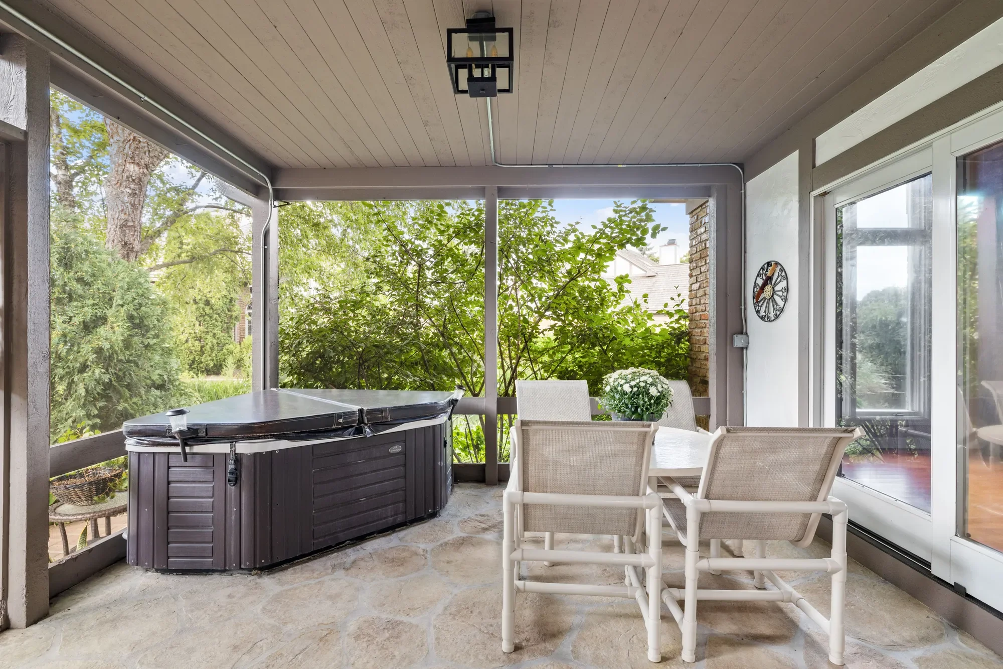 55 Chesterfield Court , Burr Ridge, IL 60522, Burr Ridge, Illinois, United States. - Photo 27