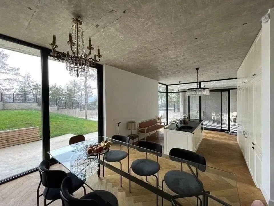 Gallery photo 7