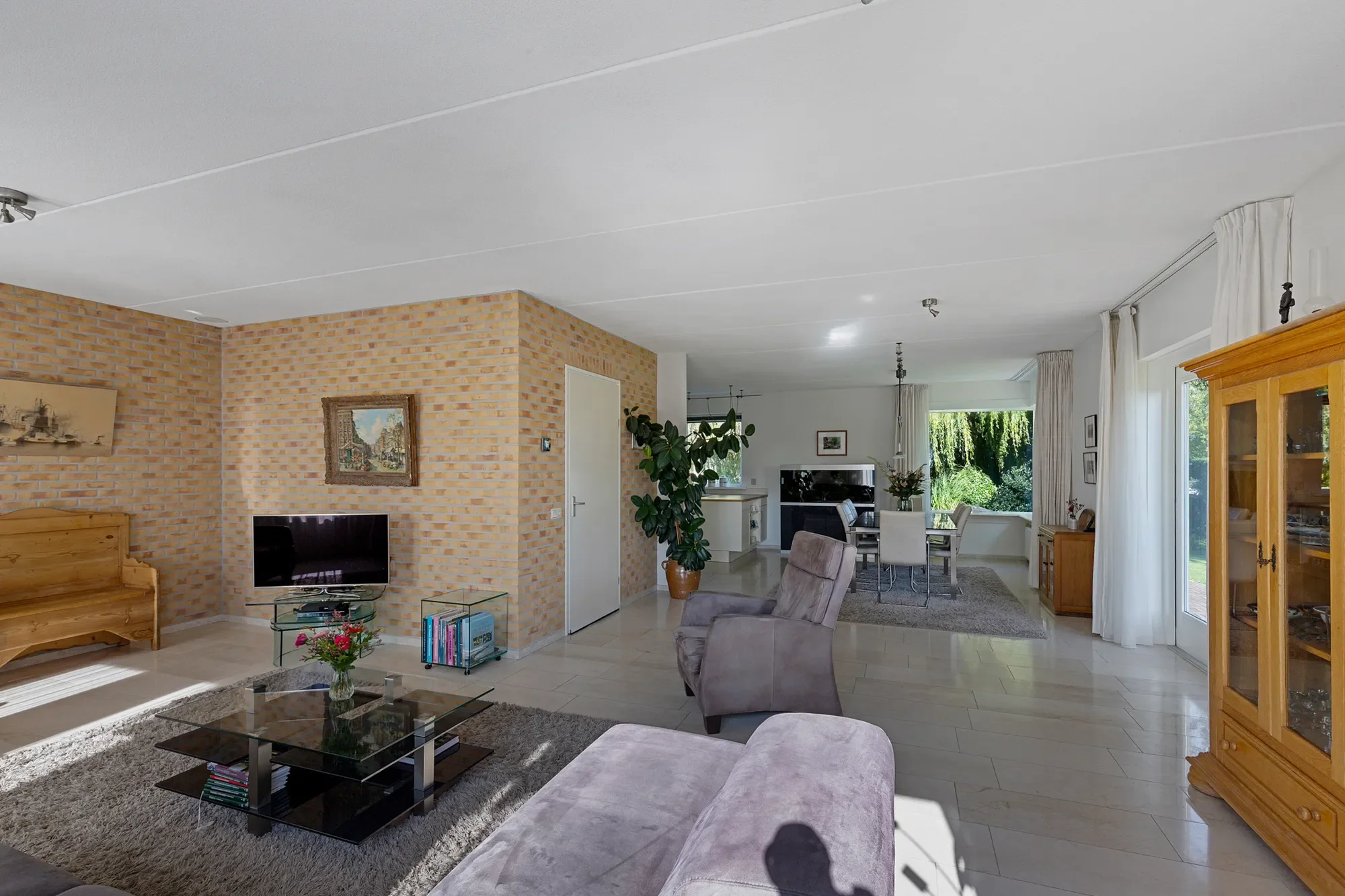 Gallery photo 6