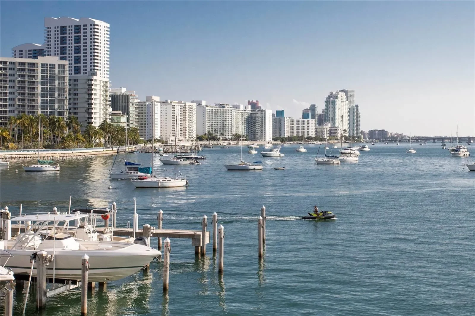 11 Island Ave, Miami Beach, Florida, United States. - Photo 27
