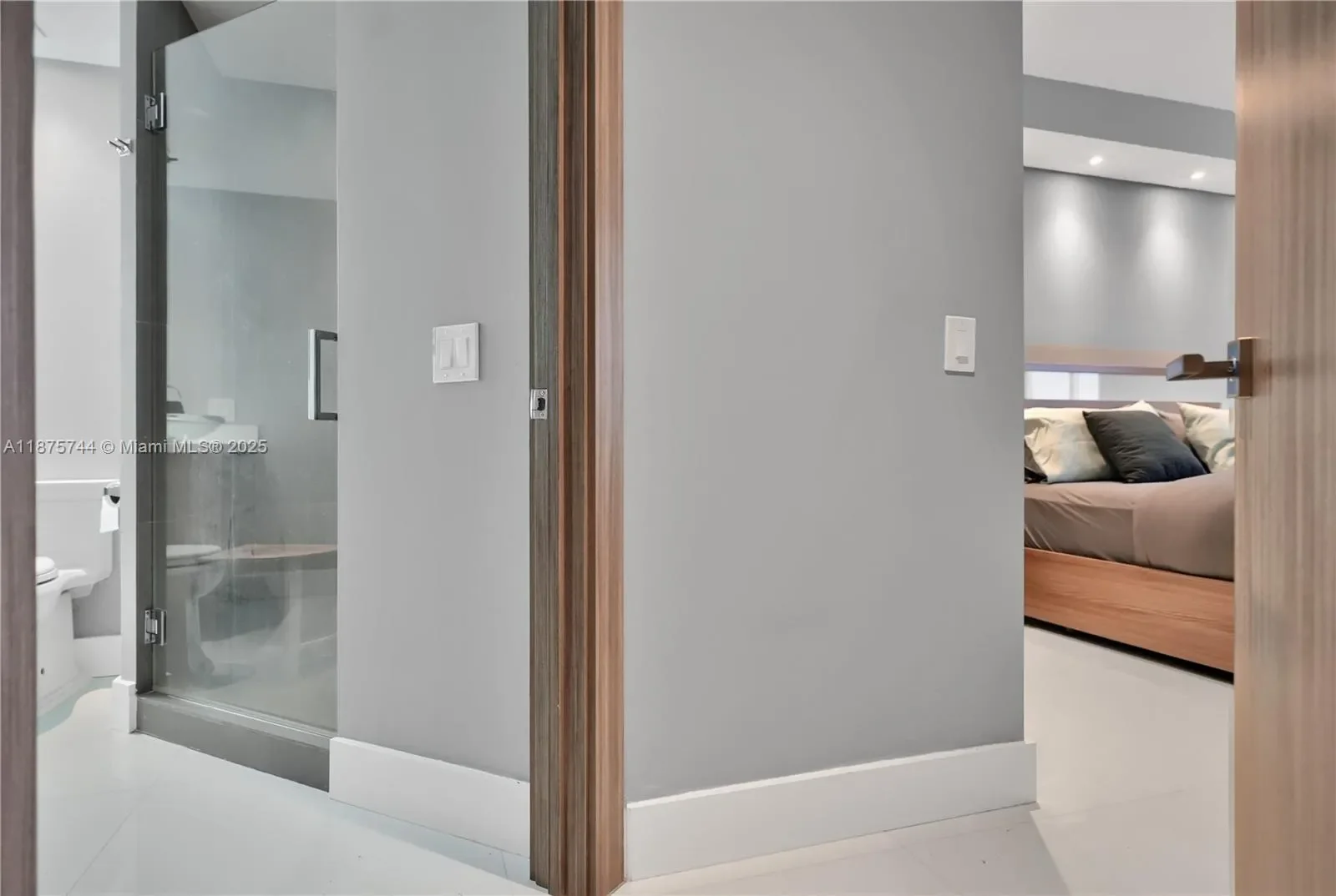4779 Collins Ave 1805, Miami Beach, Florida, United States. - Photo 28