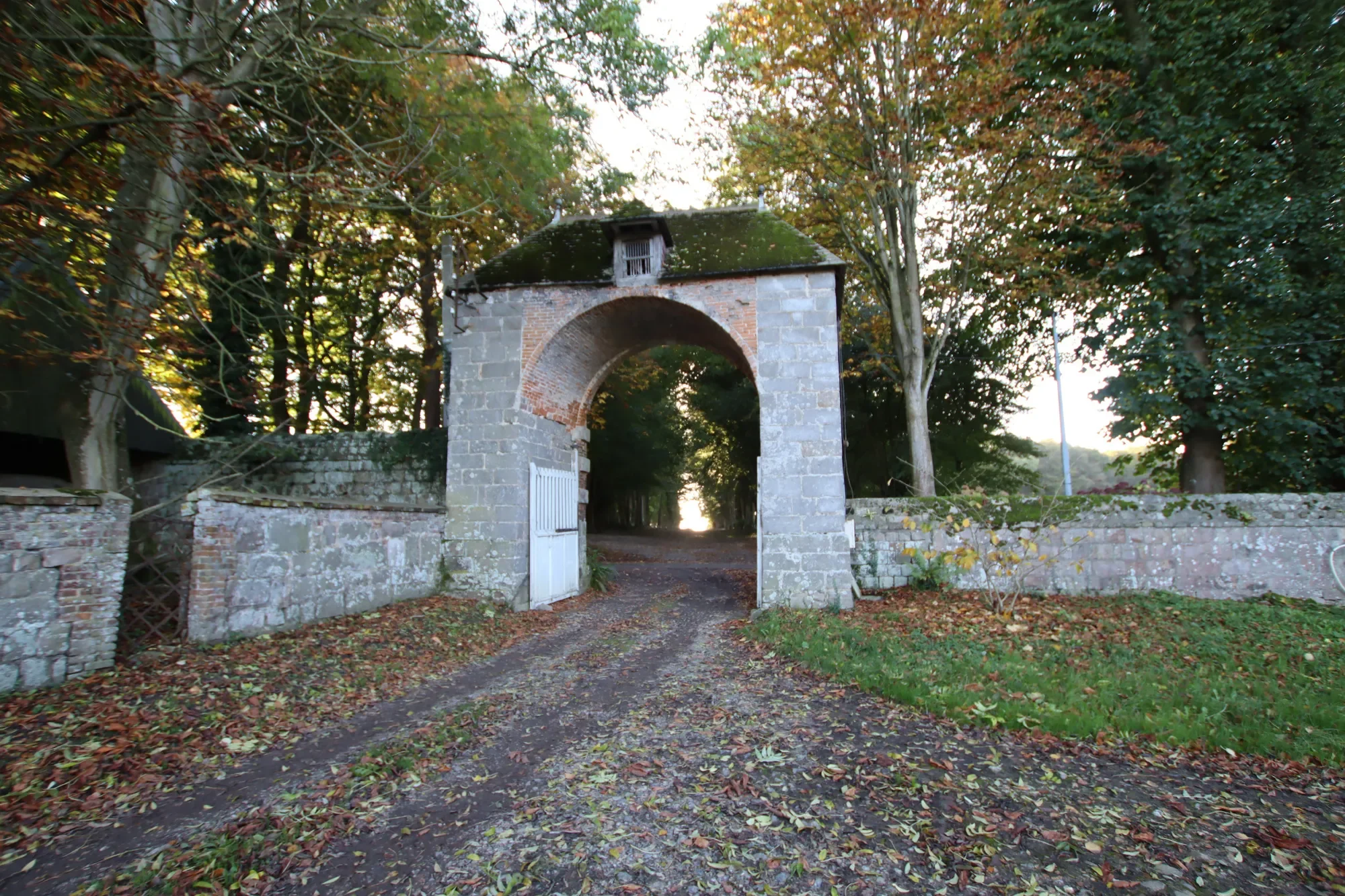 Veules-les-Roses, Normandy, France. - Photo 10