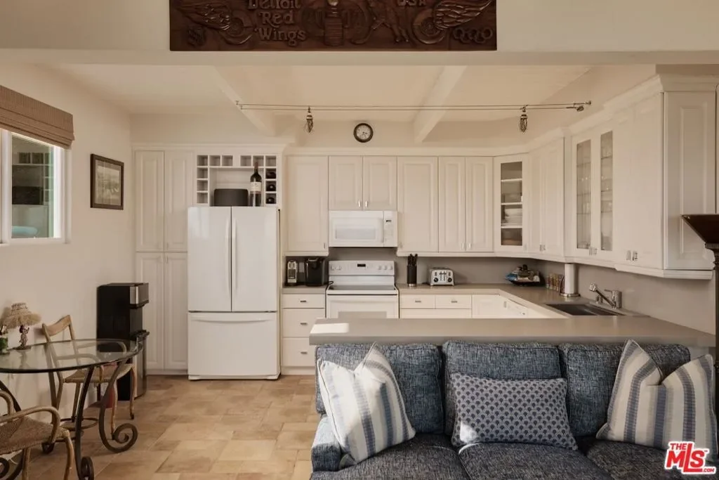 28026 Sea Lane Drive, Malibu, California, United States. - Photo 6