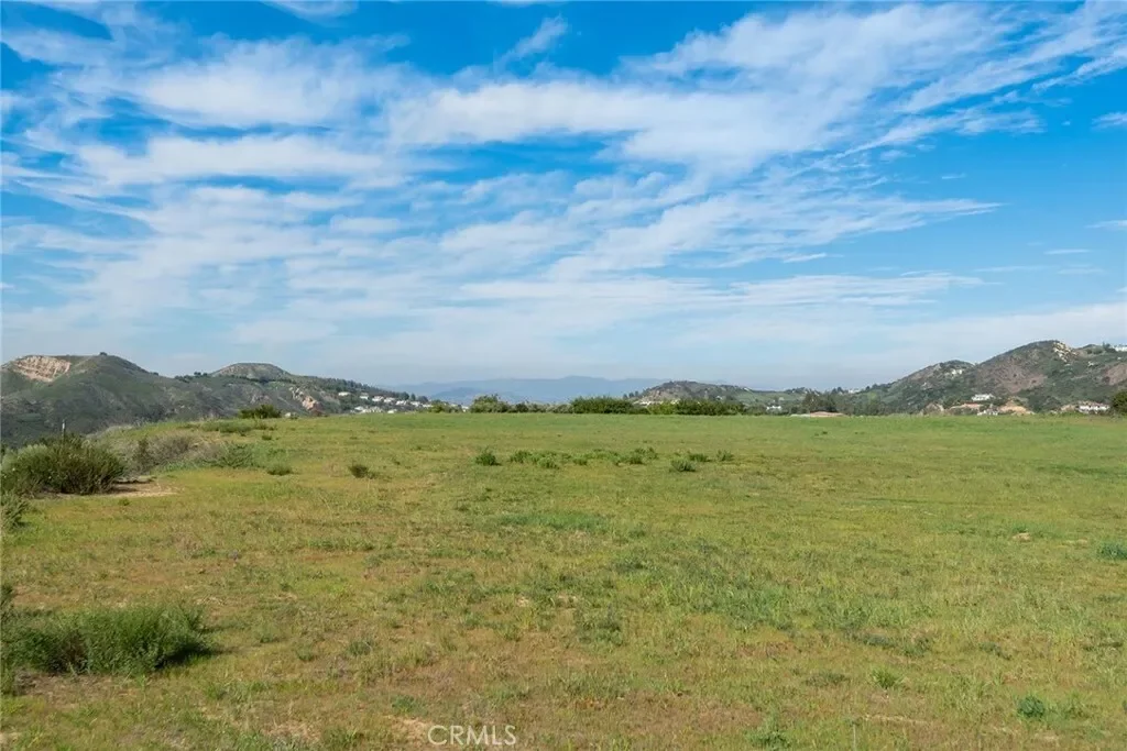 24931 THOUSAND PEAKS Road, Hidden Hills, California, United States. - Photo 3