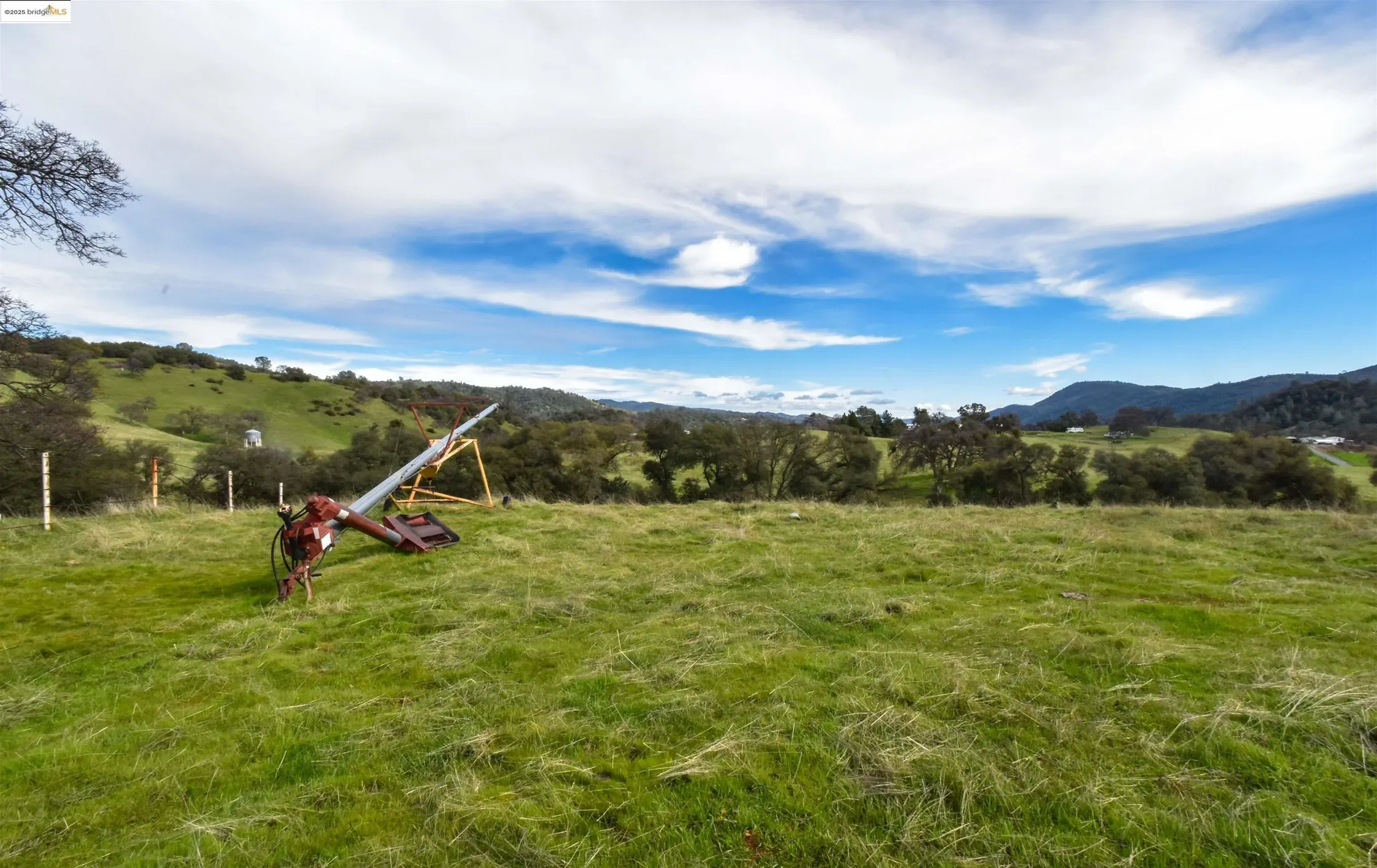 13300 Lone Bend Rd, Jamestown, California, United States. - Photo 2