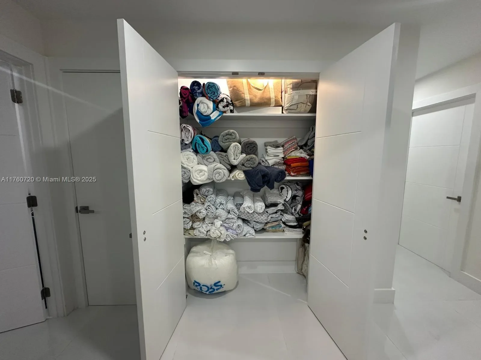 15690 SW 153rd Ct, Miami, Florida, United States. - Photo 9
