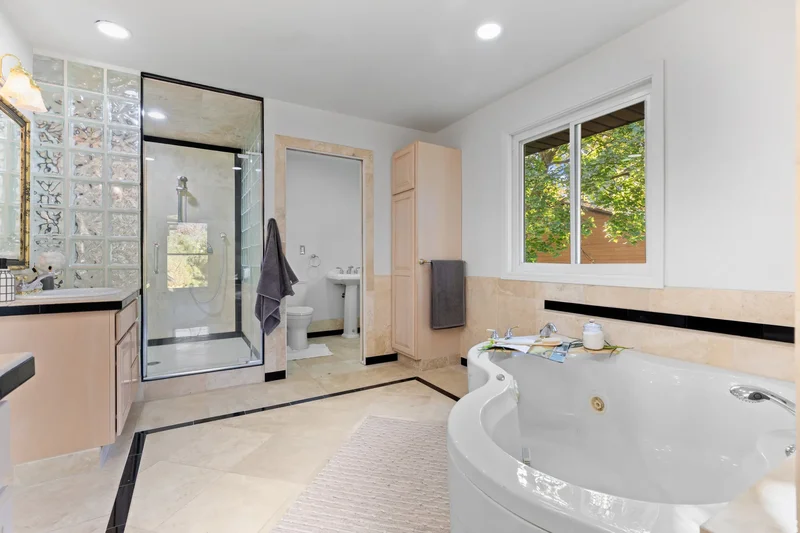 3364 E CREEK RD, Cottonwood Heights, Utah, United States. - Photo 24