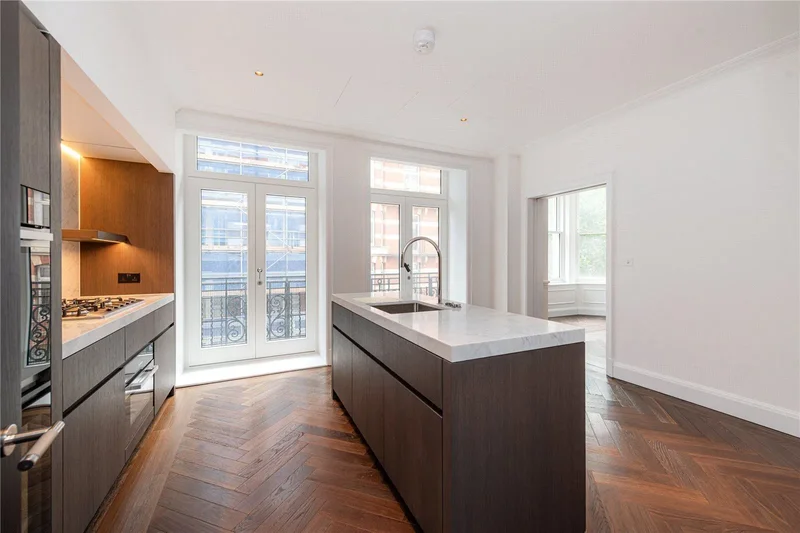 House - London