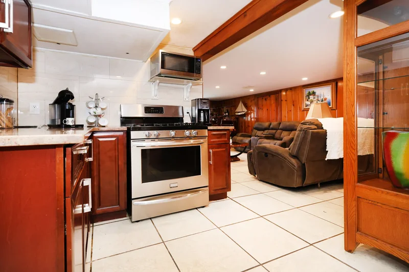 50-54 Deepdale Place , Little Neck, NY 11362, New York, New York, United States. - Photo 17