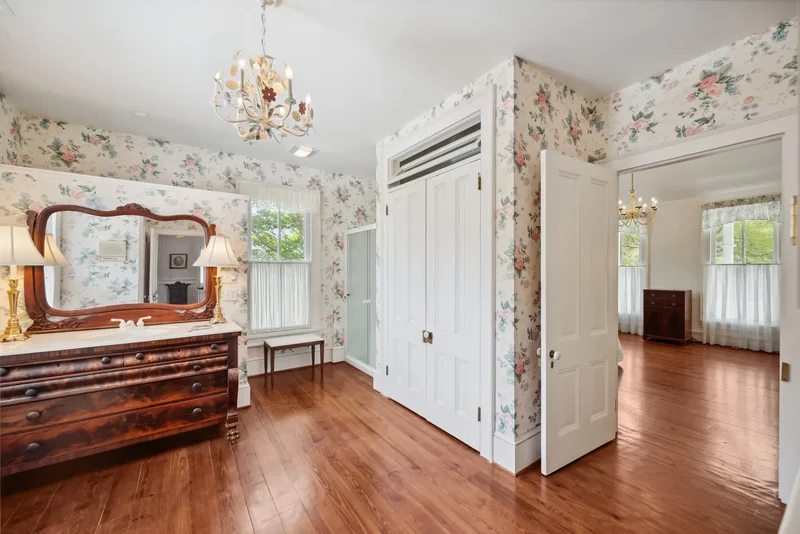 116 W Queen St, Edenton, NC 27932, Edenton, North Carolina, United States. - Photo 21