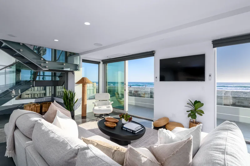 3879 Ocean Front Walk , San Diego, CA 92109, San Diego, California, United States. - Photo 22