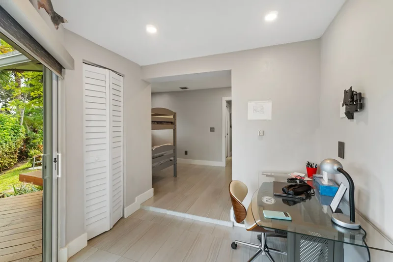 3460 NE 17th Way , Oakland Park, FL 33334, Oakland Park, Florida, United States. - Photo 28