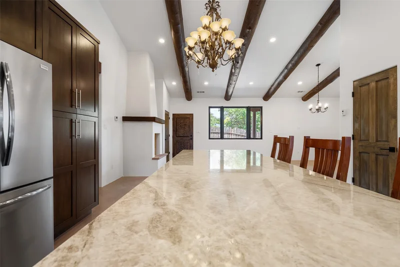 126 Caminito Montano, Santa Fe, NM 87501, Santa Fe, New Mexico, United States. - Photo 21