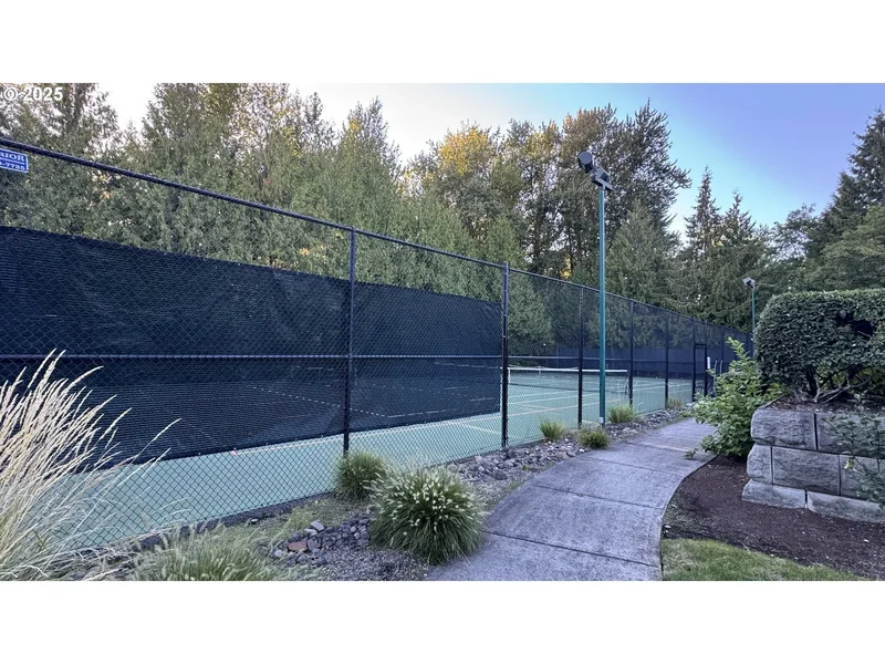 5421 SE SCENIC LN #101, Vancouver, WA 98661, Vancouver, Washington, United States. - Photo 38