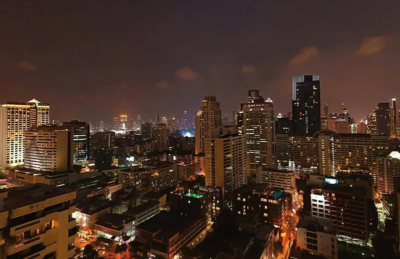 Bangkok, Asoke, Bangkok, Krung Thep Maha Nakhon, Thailand. - Photo 17
