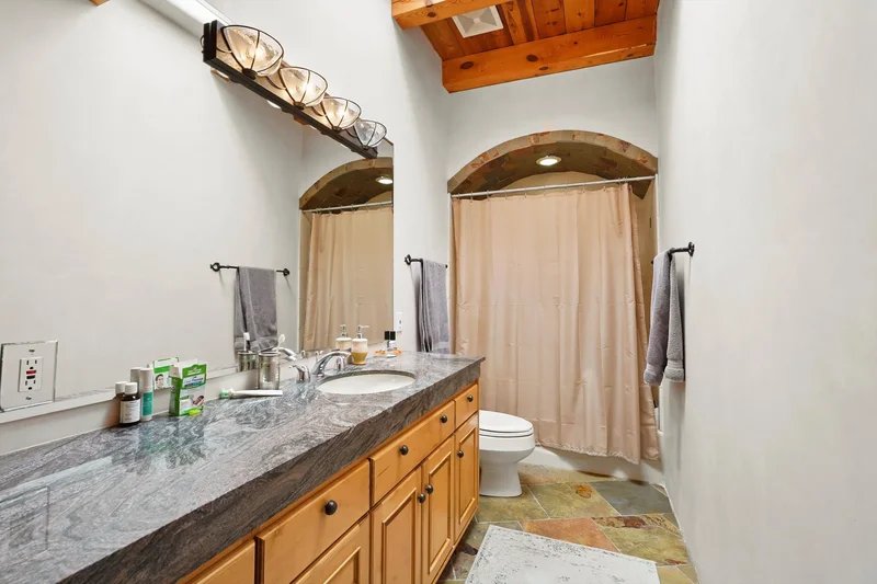 11 KOONTZ Road, Corrales, NM 87048, Corrales, New Mexico, United States. - Photo 55