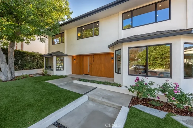 23534 Aetna St, Woodland Hills, CA 91367, Los Angeles, California, United States. - Photo 21
