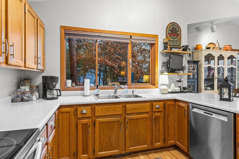 16455 Commonage Road, Lake Country, BC V4V 1B3, Lake Country, British Columbia, Canada. - Photo 64