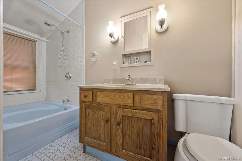 5 Forkland Lane, Dobbs Ferry, New York, United States. - Photo 2