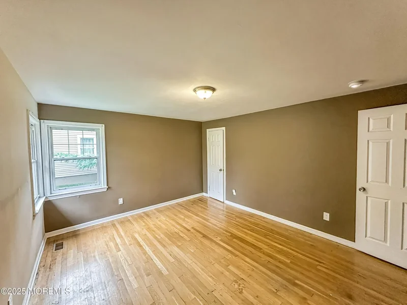 38 Meadow Road, Clark, NJ 07066, Clark, New Jersey, United States. - Photo 17