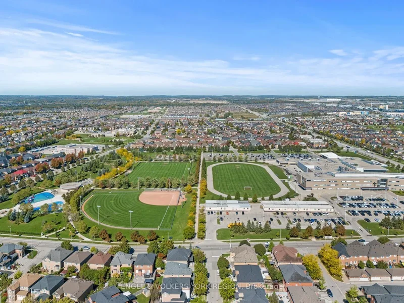 2 Fiorentina Avenue, Vaughan, Ontario, Canada. - Photo 46