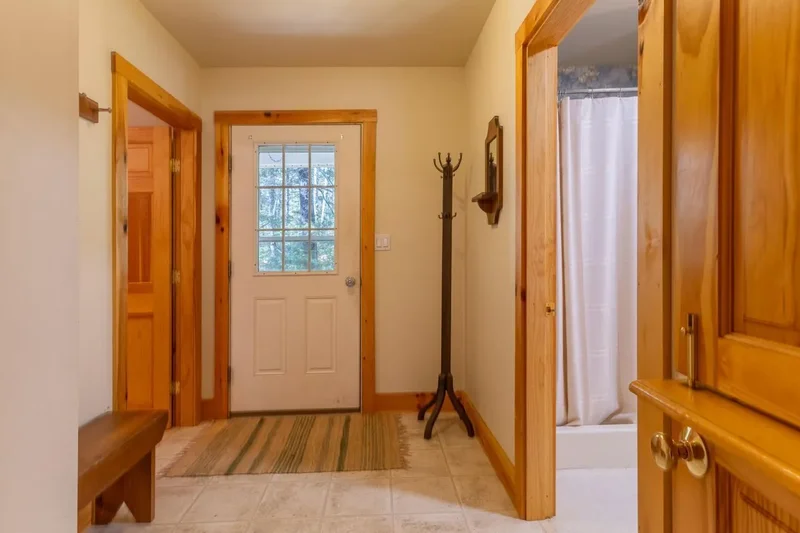 4 Bedrooms Single Family Detached