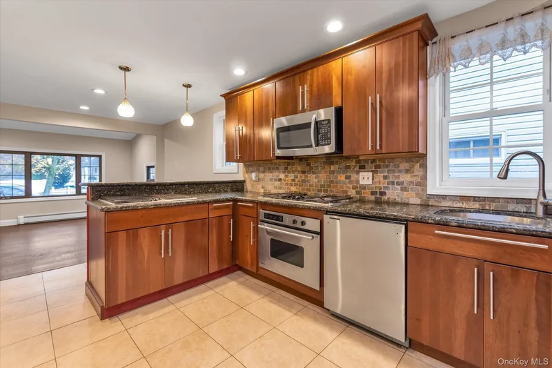 719 Lincoln Street, Baldwin, New York, United States. - Photo 24