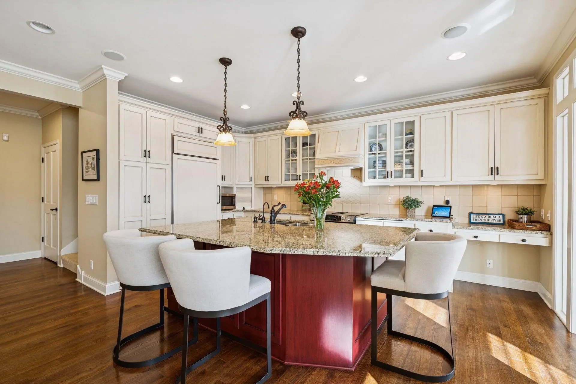 296 Grace Pointe Court, Wayzata, MN 55391, Wayzata, Minnesota, United States. - Photo 12