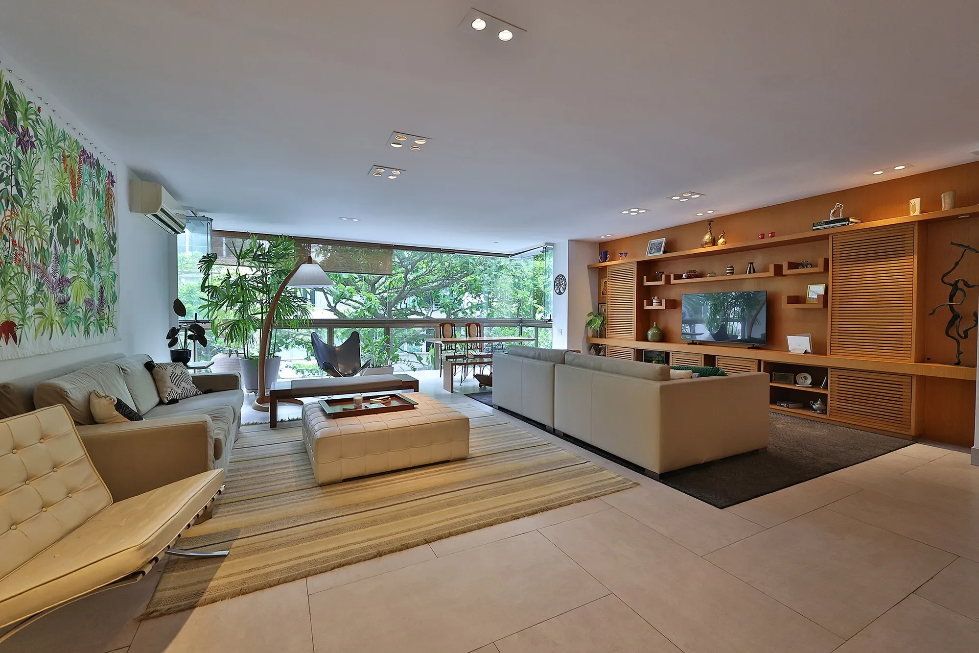 Gallery photo 1