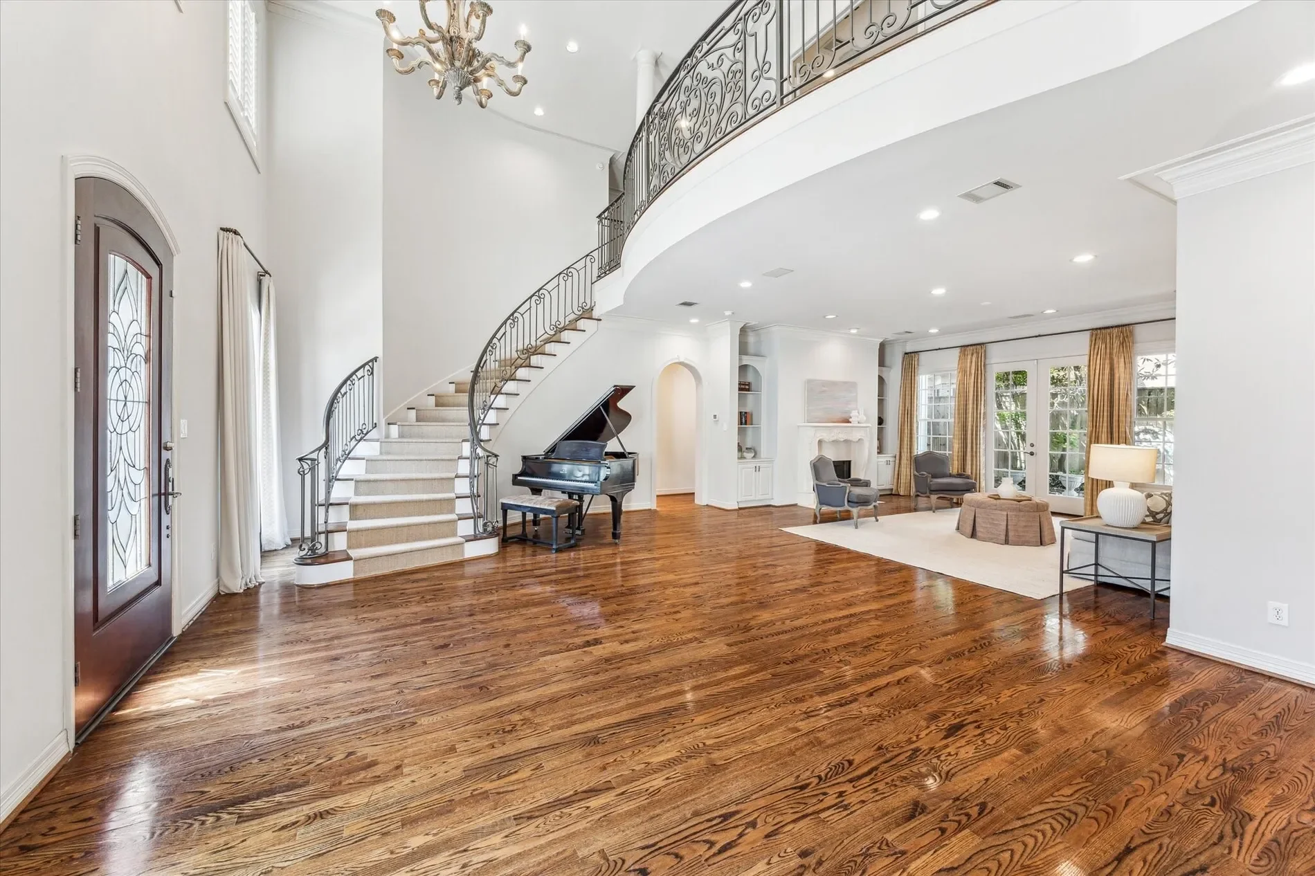 1 Exbury Way, Houston, TX 77056, Houston, Texas, United States. - Photo 5
