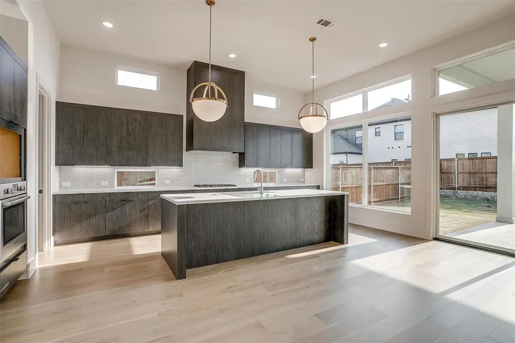 213 Lantern Ridge Drive, Aledo, Texas, United States. - Photo 8