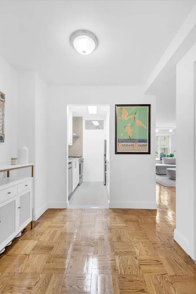 310 LEXINGTON AVE, New York, New York, United States. - Photo 3