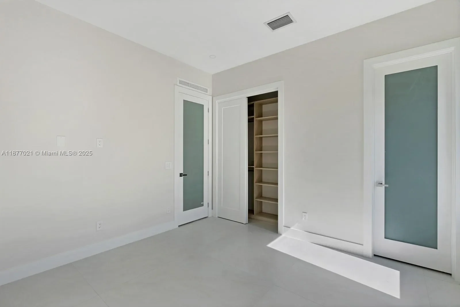 1351 Stillwater Dr, Miami Beach, Florida, United States. - Photo 4