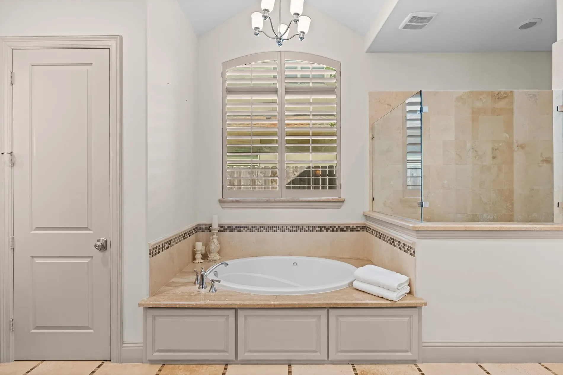 903 Wycliffe Drive, Houston, TX 77079, Houston, Texas, United States. - Photo 2