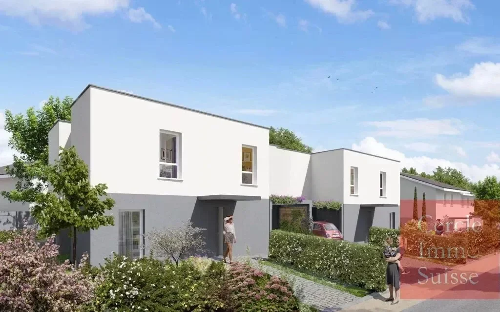 Exterior photo 2