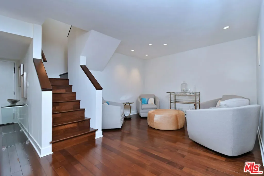 851 N Kings Road 310, Los Angeles, California, United States. - Photo 7