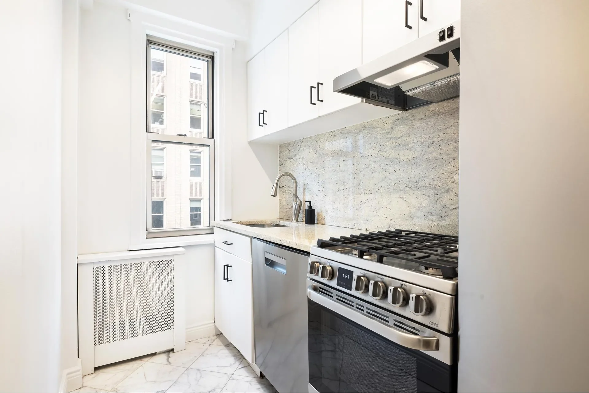 John Murray House, 220 MADISON AVE, New York, New York, United States. - Photo 1