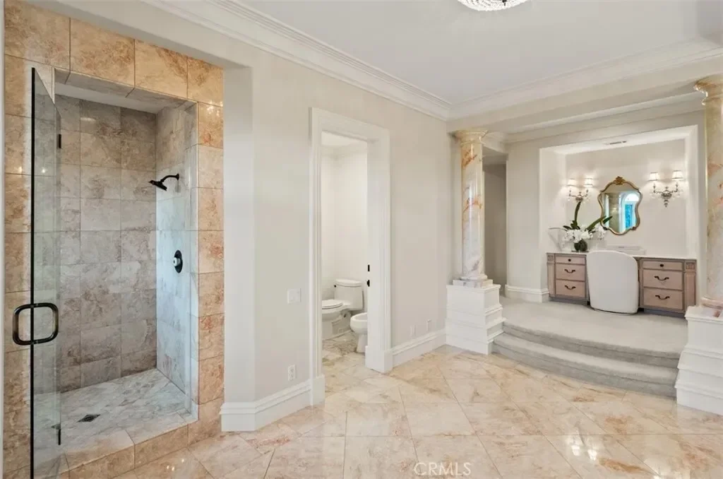 11 Shoreview, Newport Beach, California, United States. - Photo 62