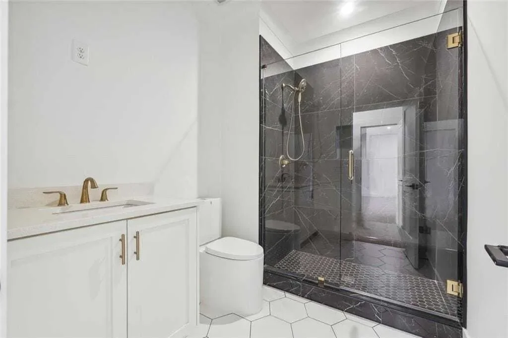 Gallery photo 6