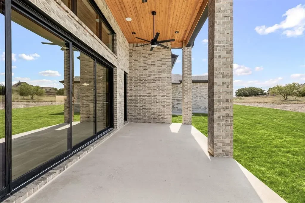 2035 Meadowlark Court, Aledo, Texas, United States. - Photo 33