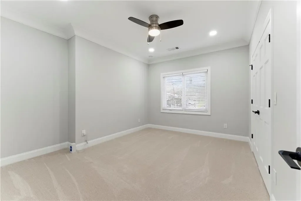 Gallery photo 10