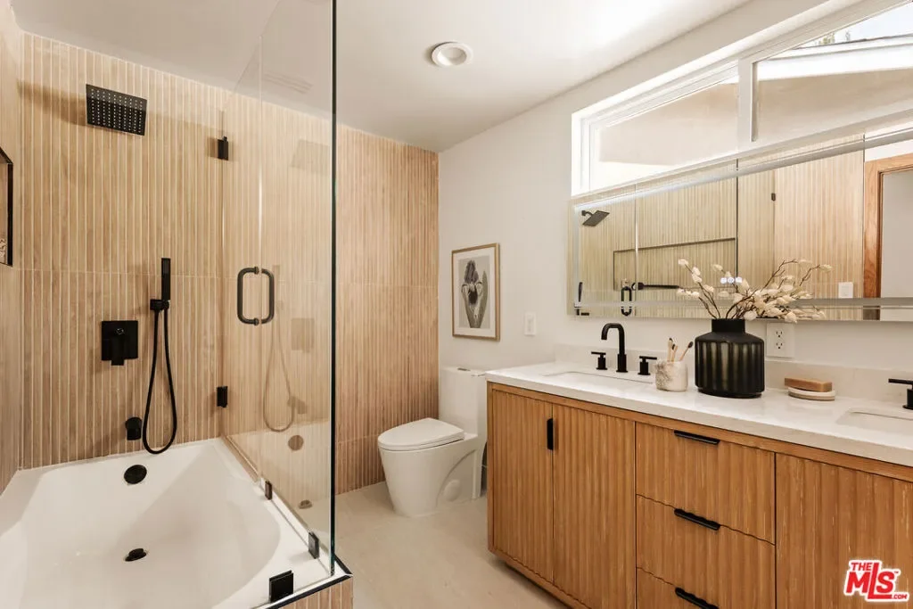 4615 Cedros Avenue, Los Angeles, California, United States. - Photo 10