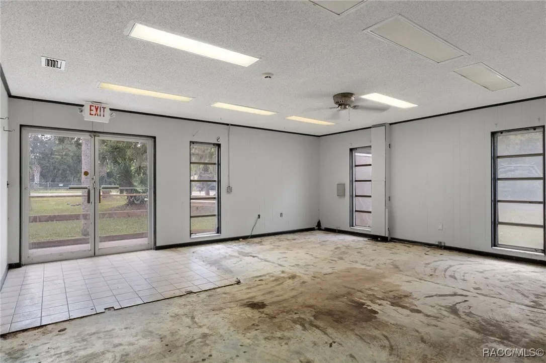 377 Highway 40 W, Inglis, FL 34449, Inglis, Florida, United States. - Photo 18