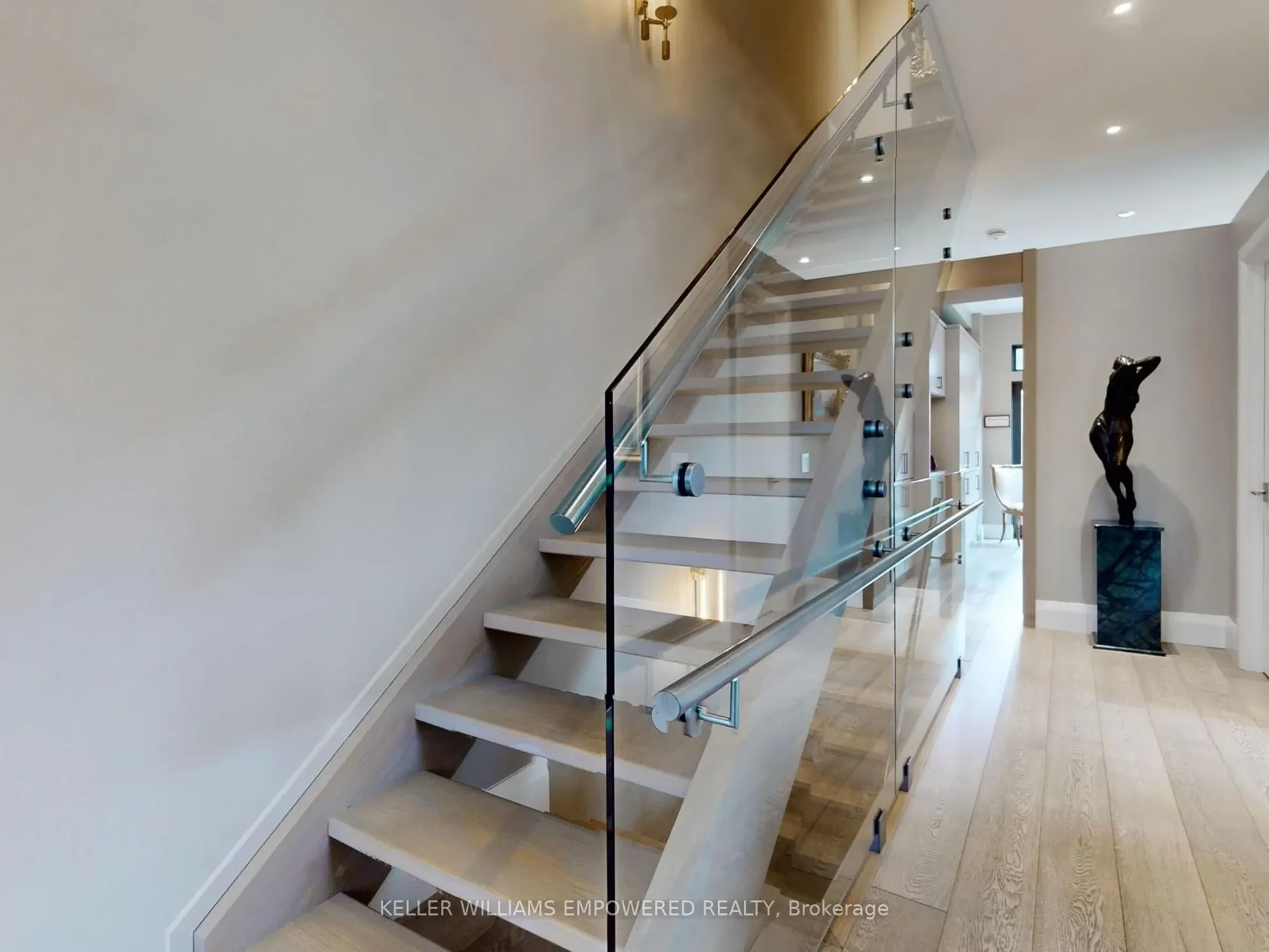 10 Webster Avenue, Toronto, ON M5R 1N7, Toronto, Ontario, Canada. - Photo 8