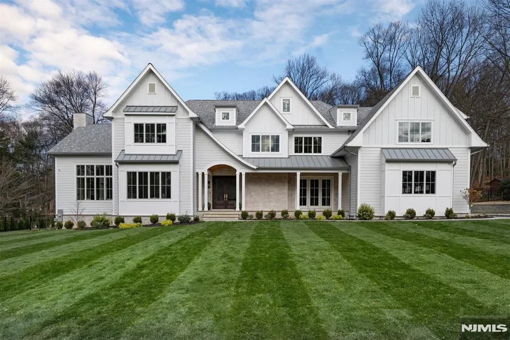 121 Jacquelin Avenue, Ho-Ho-Kus, New Jersey, United States. - Photo 3