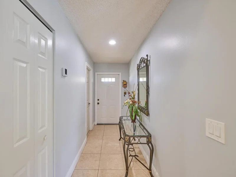 9469 Boca Gardens Circle S C, Boca Raton, Florida, United States. - Photo 11