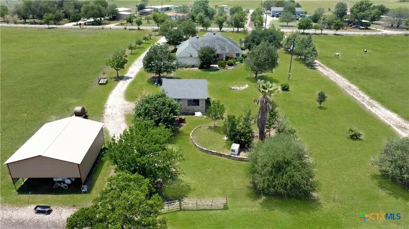 14053 Huber Road, Seguin, Texas, United States. - Photo 31