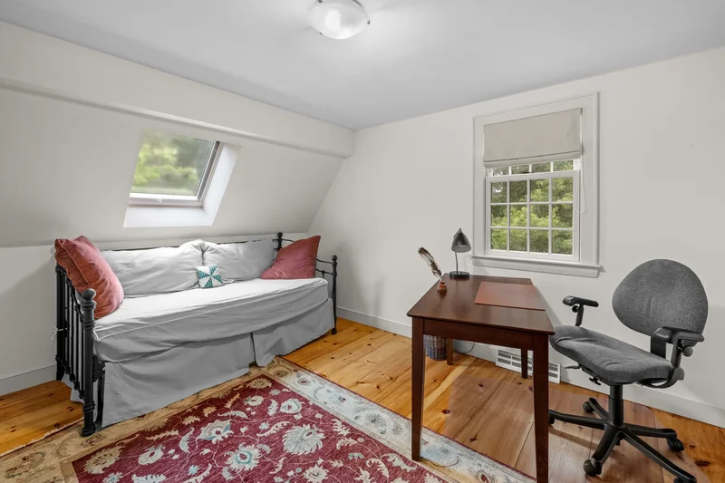 135 Fruit Street , Hopkinton, MA 01748, Hopkinton, Massachusetts, United States. - Photo 24