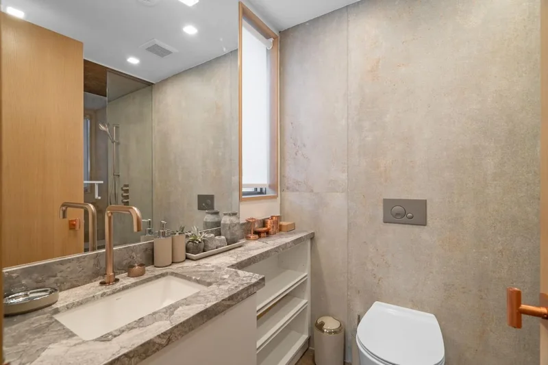 210 Glenayr Road, Toronto, Ontario, Canada. - Photo 19