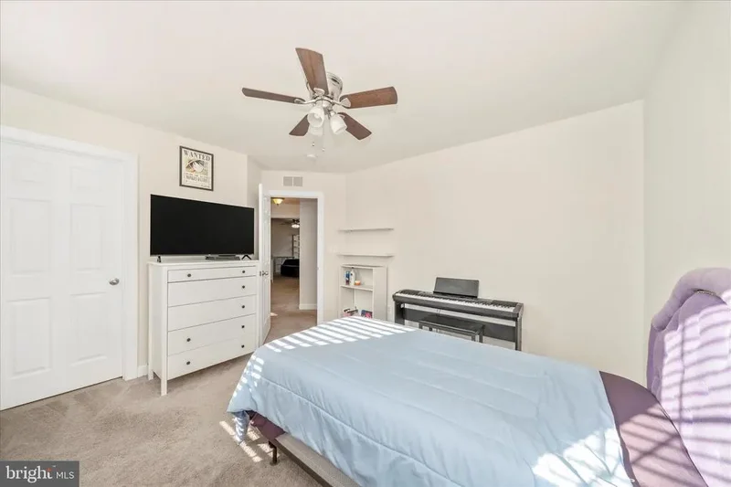 15845 EAGLE FEATHER DR DRIVE, WOODBRIDGE, VA 22191, Woodbridge, Virginia, United States. - Photo 10
